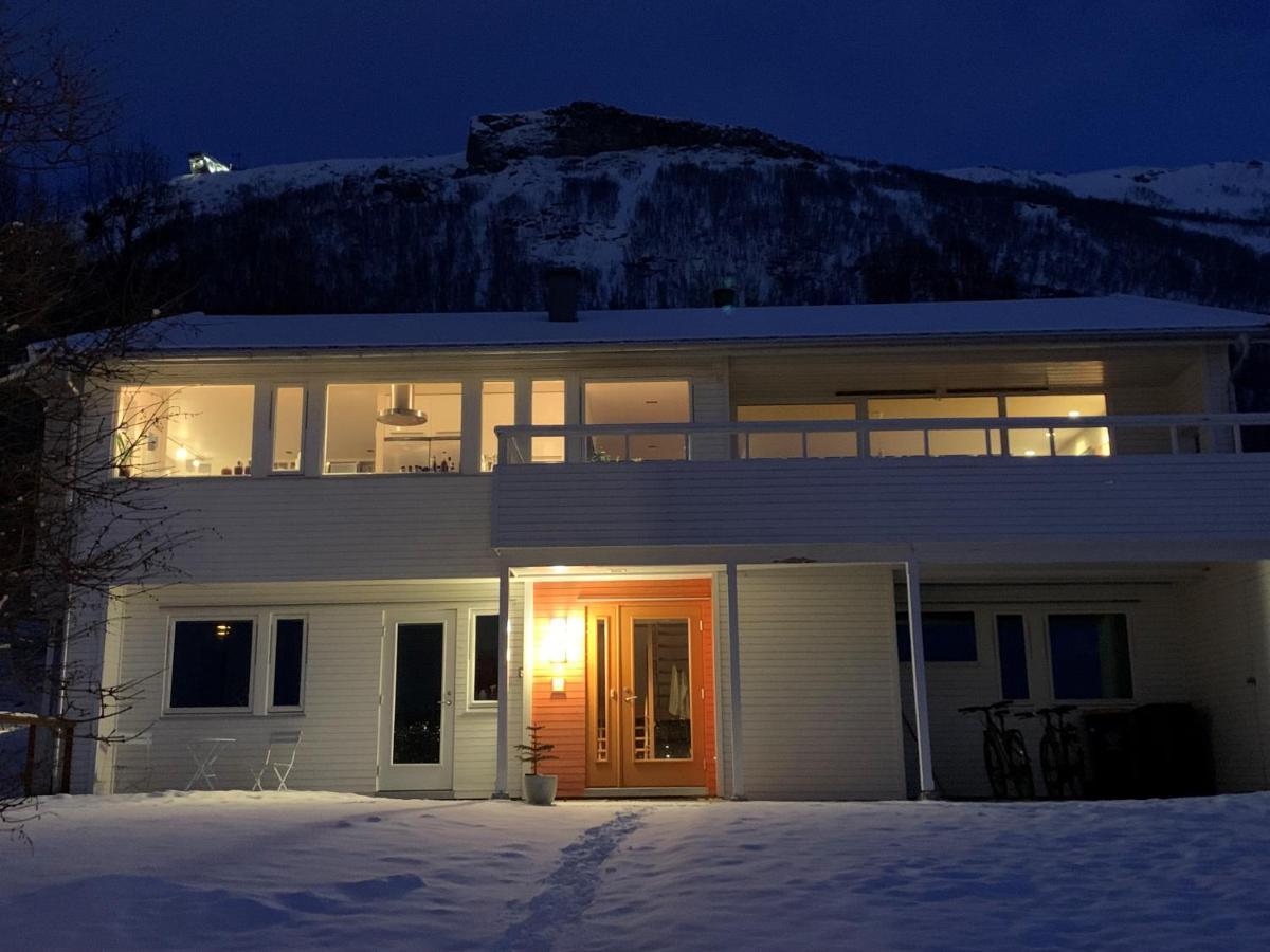 Villa Top View Tromsø Exteriör bild